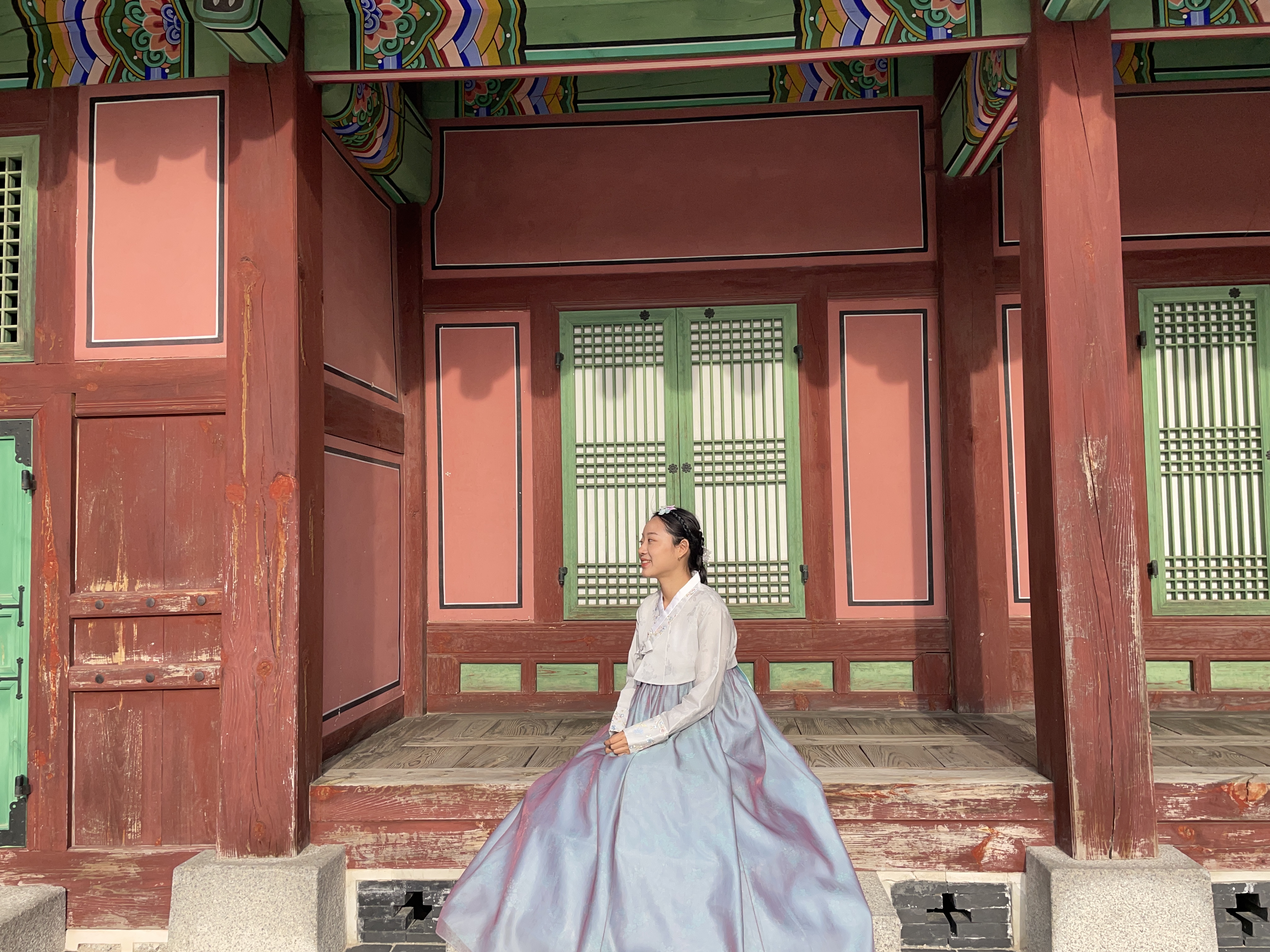 Experiencing Hanbok at Gyeongbokgung Palace